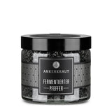 Fermentierter Pfeffer im großen Tiegel zum wieder verschließen.