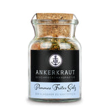 Pommes Salz von Ankerkraut im Korkenglas auf weißem Hintergrund.